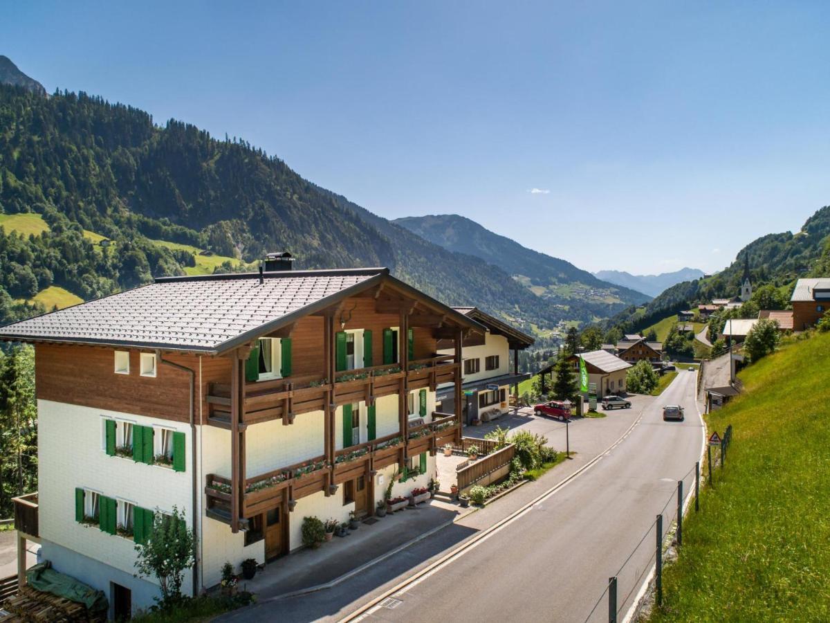 Ferienhaus Tuertscher 1 Sonntag エクステリア 写真